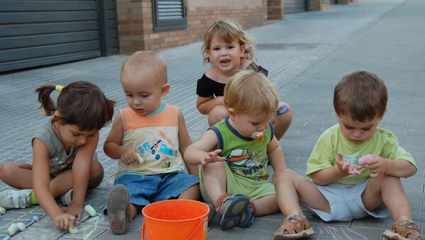 Niños españoles - Sputnik Mundo