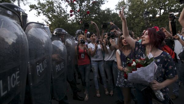 Protesta en Armenia - Sputnik Mundo