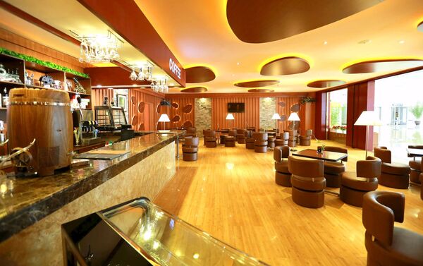 La nueva terminal internacional del aeropuerto de Pyongyang La nueva terminal internacional del aeropuerto de Pyongyang - Sputnik Mundo