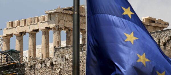 Bandera de la UE en Grecia - Sputnik Mundo
