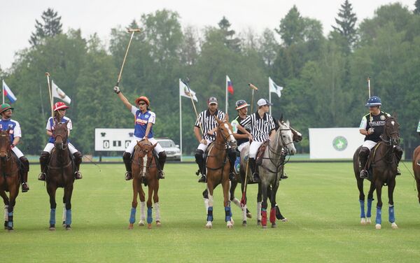 Tseleevo Golf y Polo Club - Sputnik Mundo