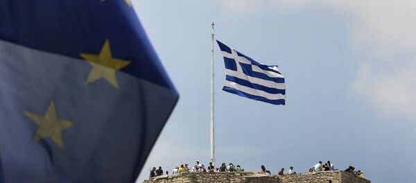 Banderas de Grecia y la UE - Sputnik Mundo