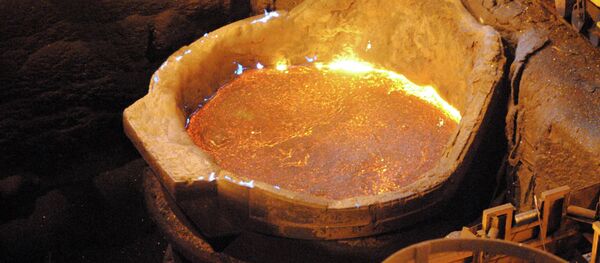 Empresa china estudia la calidad del hierro boliviano para su industrialización - Sputnik Mundo