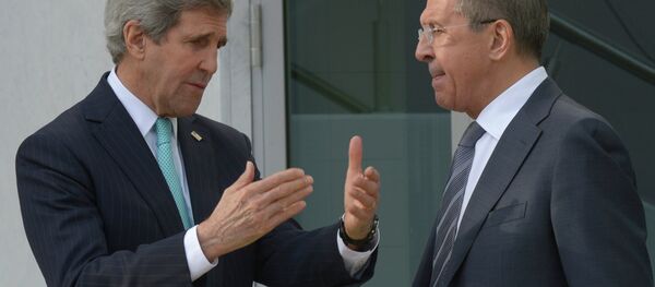 John Kerry, ministro de Asuntos Exteriores de EEUU, y Serguéi Lavrov, ministro de Asuntos Exteriores de Rusia John Kerry, ministro de Asuntos Exteriores de EEUU, y Serguéi Lavrov, ministro de Asuntos Exteriores de Rusia - Sputnik Mundo