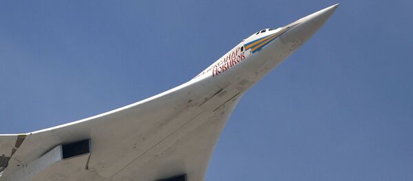 Bombardero estratégico Tu-160 - Sputnik Mundo