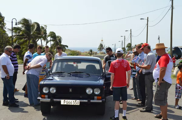 Automóvil Lada en Cuba Automóvil Lada en Cuba - Sputnik Mundo