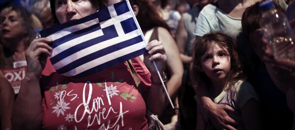 Manifestación frente al Parlamento griego en Atenas - Sputnik Mundo