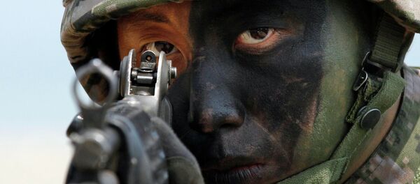 Un marine surcoreano - Sputnik Mundo