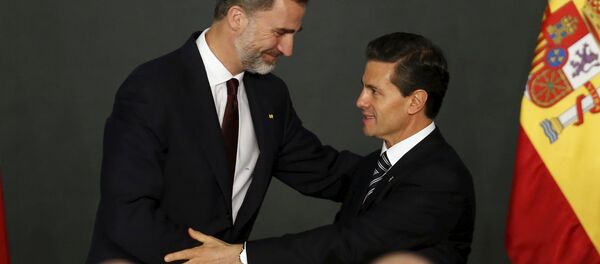 Rey de España Felipe VI y presidente de México, Enrique Peña Nieto - Sputnik Mundo
