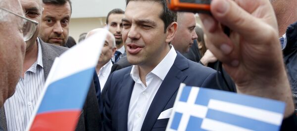 Primer ministro de Grecia, Alexis Tsipras, durante su visita a San Petersburgo, Rusia - Sputnik Mundo