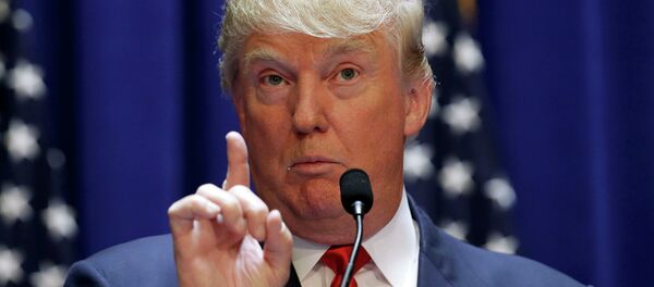 Donald Trump makes a point as he announces his campaign for the 2016 Republican presidential nomination  - Sputnik Mundo