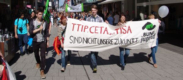 Protesta contra TTIP, CETA y TiSA en Berlin, Alemania - Sputnik Mundo