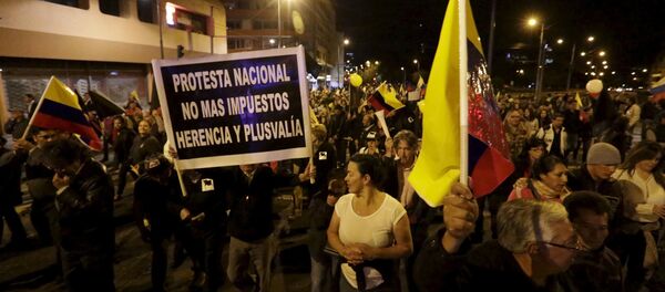 Protestas contra nuevos impuestos en Quito, Ecuador - Sputnik Mundo