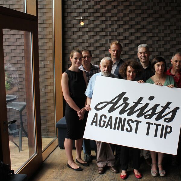 Artistas de Reino Unido lanzan su propia campaña contra el TTIP Artistas de Reino Unido lanzan su propia campaña contra el TTIP - Sputnik Mundo