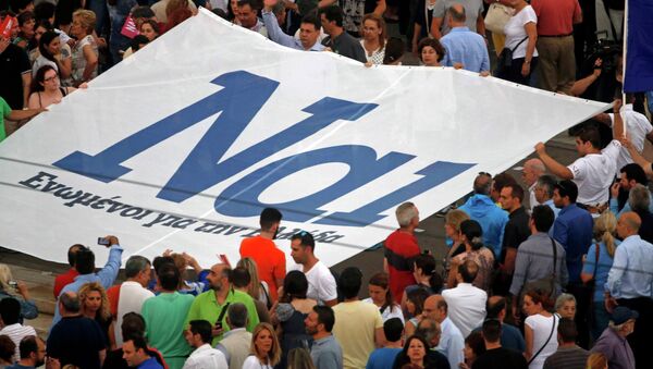 Bandera con la palabra griega Sí - Sputnik Mundo