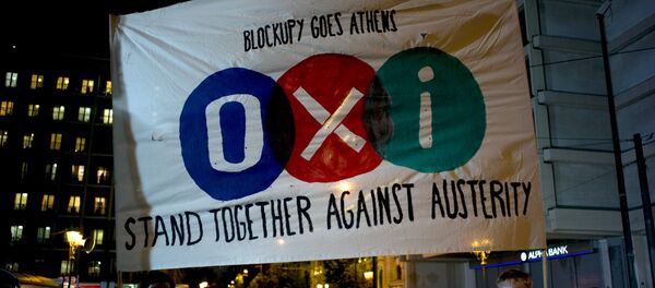 Partidarios de 'No' celebran los resultados del referéndum en Grecia - Sputnik Mundo