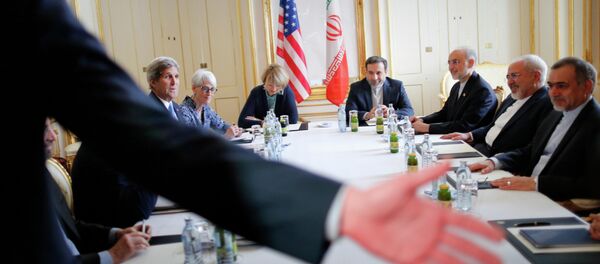 La reunión de John Kerry con Mohammad Javad Zarif en Viena, Austria - Sputnik Mundo