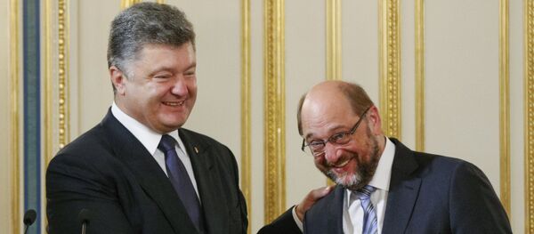 Presidente de Ucrania, Petró Poroshenko y presidente del Parlamento Europeo, Martin Schultz - Sputnik Mundo