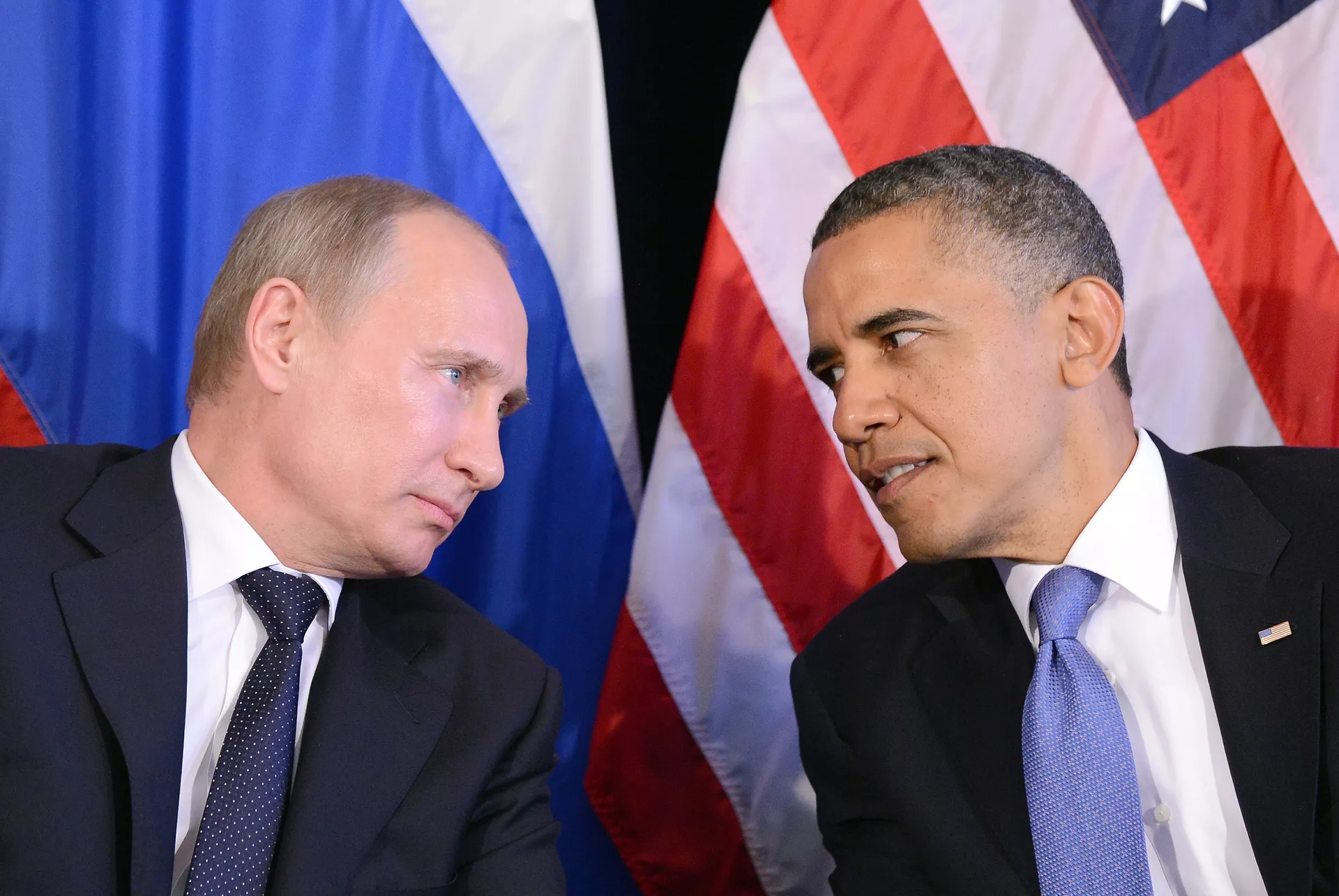 El presidente de Rusia, Vladímir Putin (izda.) y el expresidente de EEUU Barack Obama durante la cumbre del G20, el 18 de junio de 2012 El presidente de Rusia, Vladímir Putin (izda.) y el expresidente de EEUU Barack Obama durante la cumbre del G20, el 18 de junio de 2012 - Sputnik Mundo, 1920, 15.06.2021