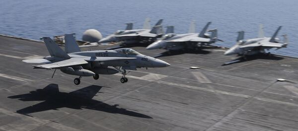 F/A-18E/F Super Hornets, aviones militares de EEUU F/A-18E/F Super Hornets, aviones militares de EEUU - Sputnik Mundo
