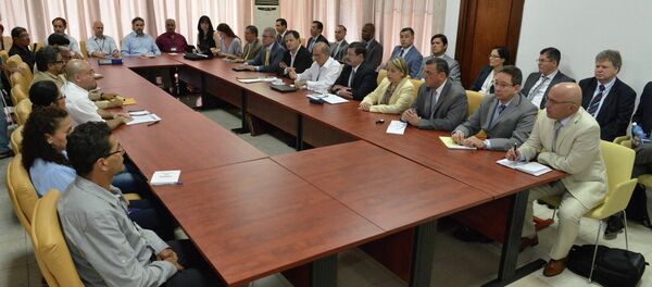 Negociaciones entre Gobierno de Colombia y FARC (Archivo) - Sputnik Mundo