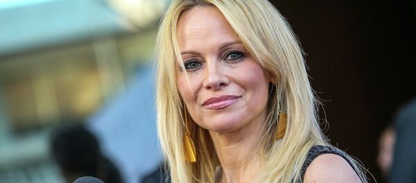 Pamela Anderson - Sputnik Mundo