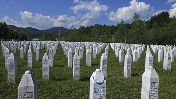 Memorial del Genocidio, en Potocari (Srebrenica) - Sputnik Mundo