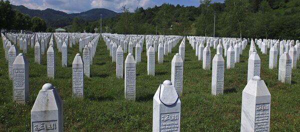 Memorial del Genocidio, en Potocari (Srebrenica) Memorial del Genocidio, en Potocari (Srebrenica) - Sputnik Mundo