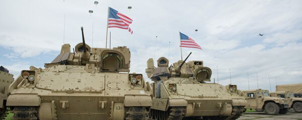 Vehículos de combate Bradley del ejercito de EEUU - Sputnik Mundo