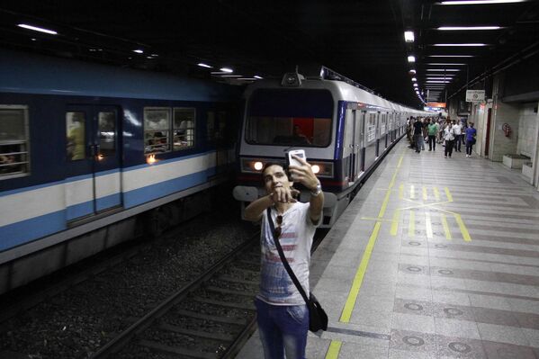 Selfis peligrosos - Sputnik Mundo