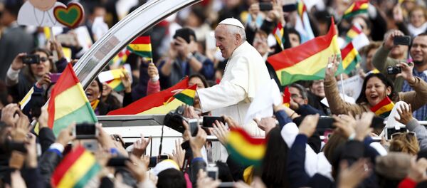 Papa Francisco durante su visita a Bolivia - Sputnik Mundo