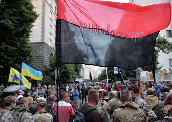 Mitin del grupo radical Pravy Sektor en Kiev - Sputnik Mundo