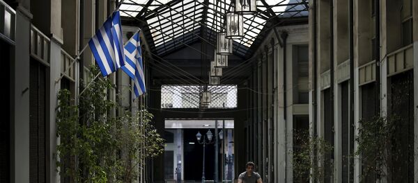 Almacénes cerrados por los problemas financieros en Atenas, Grecia, el 12 de julio, 2015 Almacénes cerrados por los problemas financieros en Atenas, Grecia, el 12 de julio, 2015 - Sputnik Mundo