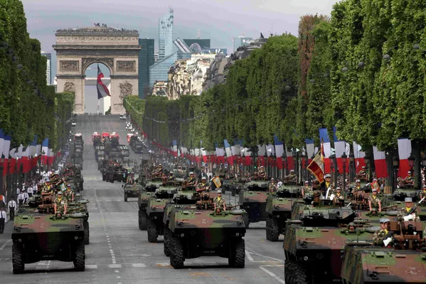 Desfile militar por el Día de la Toma de la Bastilla Desfile militar por el Día de la Toma de la Bastilla - Sputnik Mundo