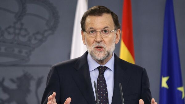 Mariano Rajoy en una rueda de prensa junto a su homóloga polaca, Ewa Kopacz - Sputnik Mundo