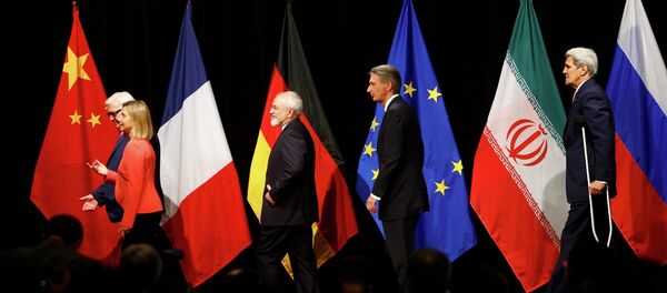 Participantes de las negociaciones sobre el programa nuclear iraní en Viena - Sputnik Mundo