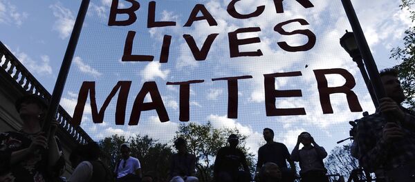 Aumenta la percepción de que el racismo es un problema clave para EEUU - Sputnik Mundo