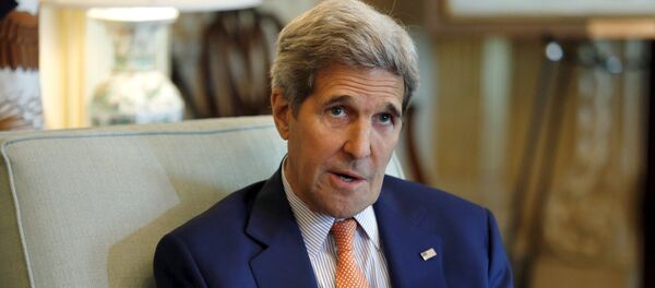 U.S. Secretary of State John Kerry talks to the media after a meeting with Saudi Foreign Minister Adel al-Jubeir at the State Department in Washington July 16, 2015. - Sputnik Mundo