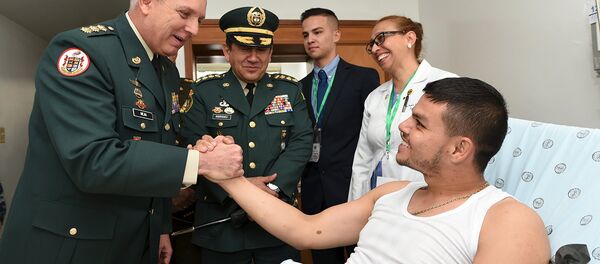 Subteniente Cristian Moscoso Rivera, quien fue liberado en la víspera de la entrada en vigor el cese al fuego bilateral - Sputnik Mundo