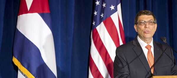 Cuban Foreign Minister Bruno Rodriguez speaks during a ceremony to reopen the Cuban embassy in Washington - Sputnik Mundo