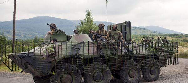 El Ejército de Ucrania retira las armas de Donbás El Ejército de Ucrania retira las armas de Donbás - Sputnik Mundo