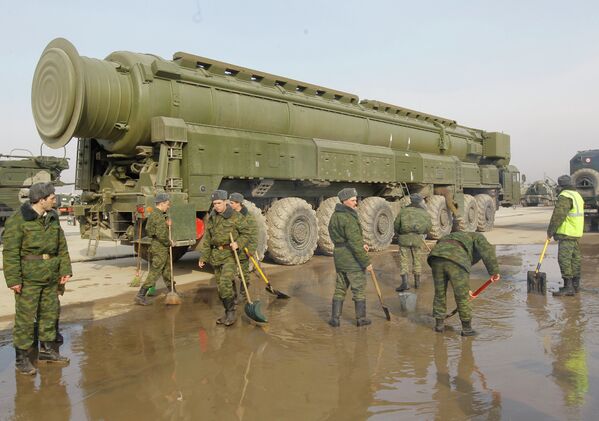 Los misiles balísticos Tópol: 30 años en servicio operacional Los misiles balísticos Tópol: 30 años en servicio operacional - Sputnik Mundo