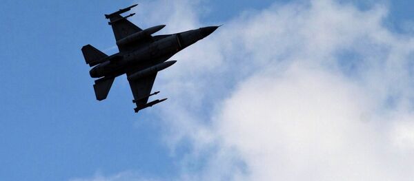 Avión de combate turco - Sputnik Mundo