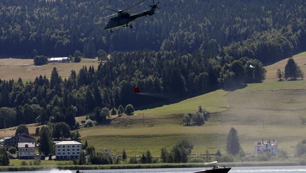 Helicóptero de la Fuerza Aérea Suiza Super Puma - Sputnik Mundo