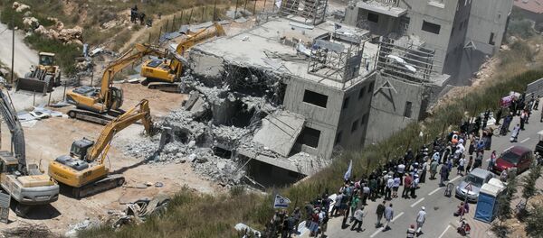 Demolición las viviendas en Beit El antes de construcción las nuevos - Sputnik Mundo