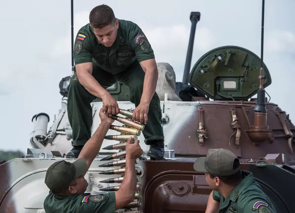 Participantes de los Juegos Militares Internacionales 2015 se entrenan en Alábino Participantes de los Juegos Militares Internacionales 2015 se entrenan en Alábino - Sputnik Mundo