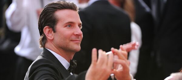 Bradley Cooper, actor estadounidense Bradley Cooper, actor estadounidense - Sputnik Mundo
