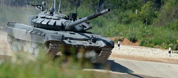 Torneo de biatlón de tanques en Alábino, región de Moscú, el 5 de agosto, 2015 - Sputnik Mundo