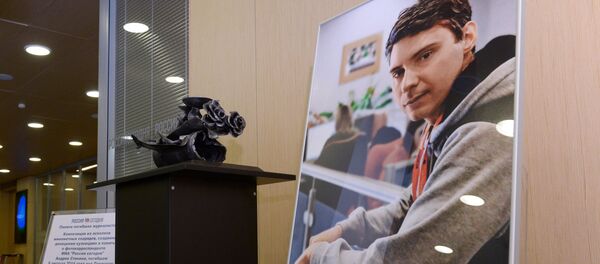 Retrato de Andréi Stenin - Sputnik Mundo