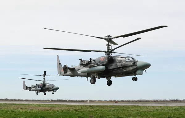 Helicópteros de combate polivalentes rusos Ka-52 'Alligator' Helicópteros de combate polivalentes rusos Ka-52 'Alligator' - Sputnik Mundo